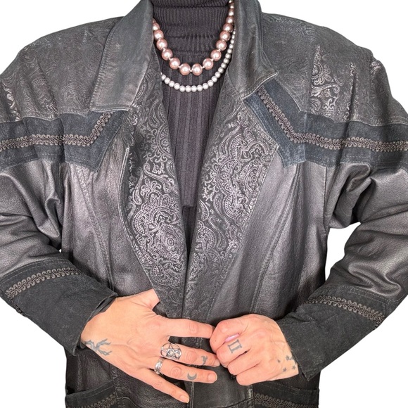 ‼️SOLD❣️ - Picture 3 of 7